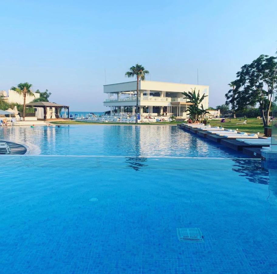 So White Beach Resort Ayia Napa Exterior foto